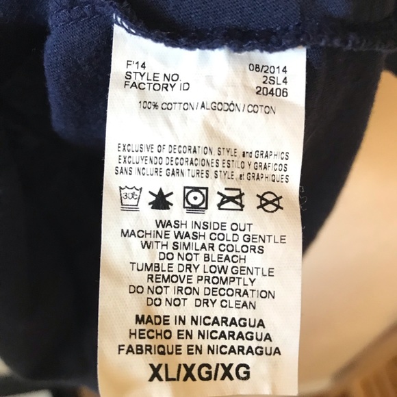 ❗️SOLD❗️TWO Seattle Seahawks t-shirts *BUNDLE* - Picture 7 of 7